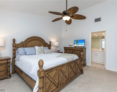 833 Meadowland Drive - Photo Thumbnail 10