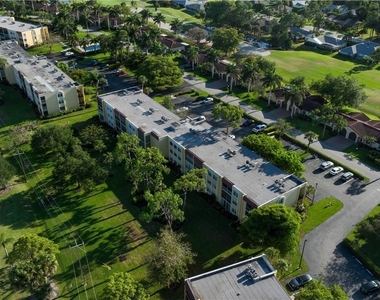 1086 Forest Lakes Drive - Photo Thumbnail 17