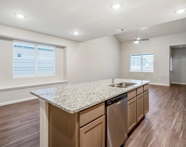 2421 Shellcracker Drive - Photo Thumbnail 9