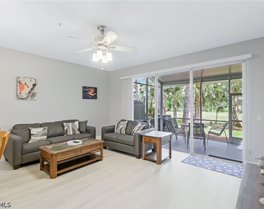 836 Hampton Circle - Photo Thumbnail 3