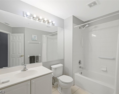 836 Hampton Circle - Photo Thumbnail 16