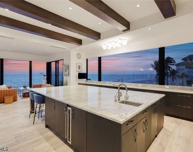 103 Saint Lucia Lane - Photo Thumbnail 23