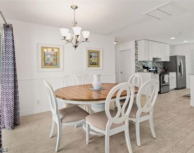 534 96th Avenue N - Photo Thumbnail 14