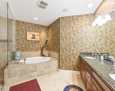 2538 Marquesa Royale Lane - Photo Thumbnail 31