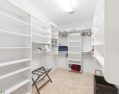 2538 Marquesa Royale Lane - Photo Thumbnail 33