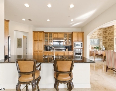 2538 Marquesa Royale Lane - Photo Thumbnail 20