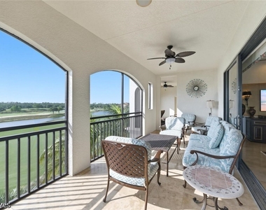 2538 Marquesa Royale Lane - Photo Thumbnail 6