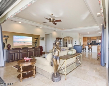 2538 Marquesa Royale Lane - Photo Thumbnail 17