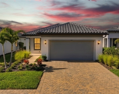 1645 Serena Avenue - Photo Thumbnail 29