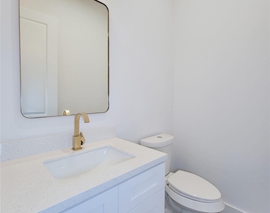 7705 Earl Rudder Way - Photo Thumbnail 19