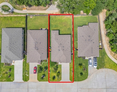 1413 Cantabria Court - Photo Thumbnail 21