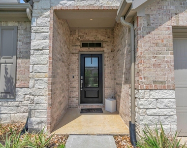 1413 Cantabria Court - Photo Thumbnail 1