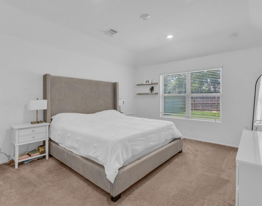 1413 Cantabria Court - Photo Thumbnail 14