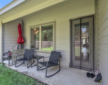 1413 Cantabria Court - Photo Thumbnail 18