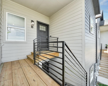 9732 Tuffly Street - Photo Thumbnail 2