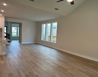 24538 Keswick Valley Way - Photo Thumbnail 5