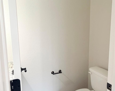 7034 Smilax Street - Photo Thumbnail 14