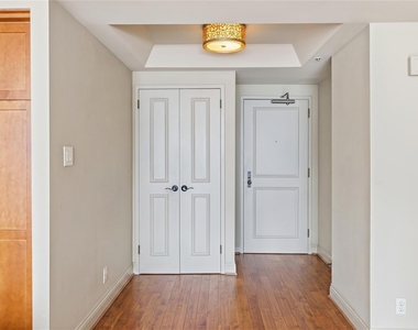 1111 Caroline Street - Photo Thumbnail 12