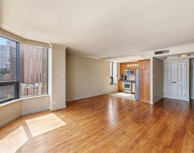 1111 Caroline Street - Photo Thumbnail 3