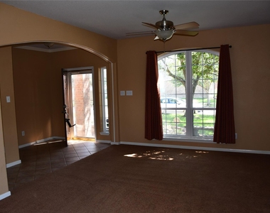 18118 Cypress Valley Lane - Photo Thumbnail 5