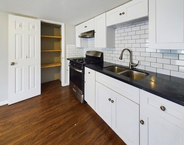 607 Enid Street - Photo Thumbnail 4