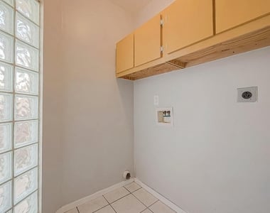 4617 Talina Way - Photo Thumbnail 13