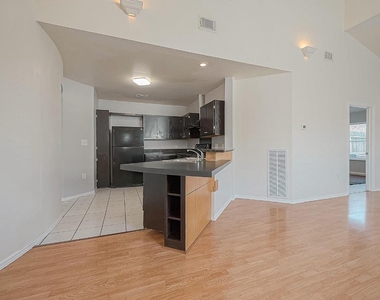 4617 Talina Way - Photo Thumbnail 3