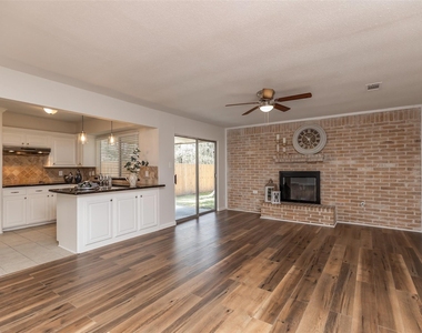 46 N Deerfoot Circle - Photo Thumbnail 3