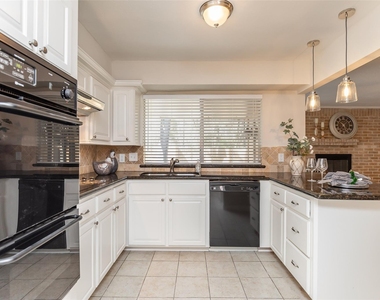 46 N Deerfoot Circle - Photo Thumbnail 9