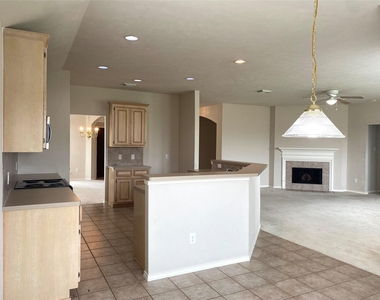 2507 Atwood Glen Lane - Photo Thumbnail 5