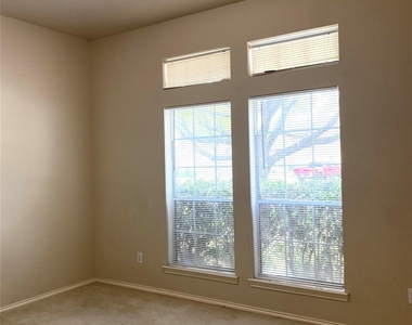 2507 Atwood Glen Lane - Photo Thumbnail 12