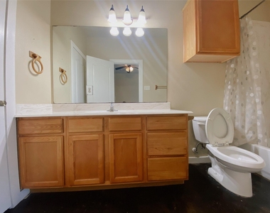 3123 Molly Drive - Photo Thumbnail 4