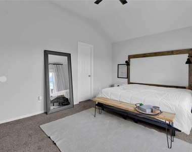 997 Hamilton Street - Photo Thumbnail 12