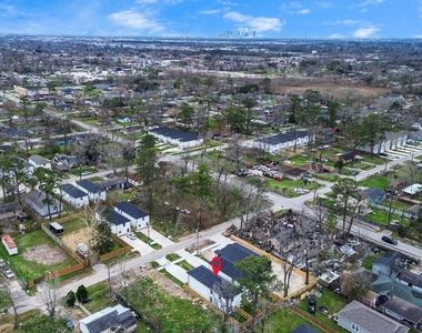 8213 Richland Drive - Photo Thumbnail 39