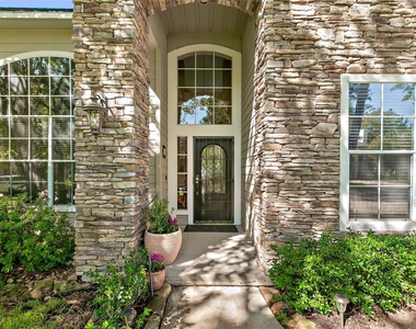 35 Larks Aire Place - Photo Thumbnail 2