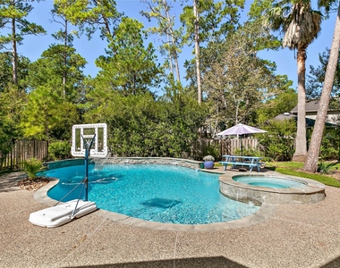 35 Larks Aire Place - Photo Thumbnail 46