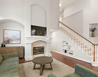 35 Larks Aire Place - Photo Thumbnail 10
