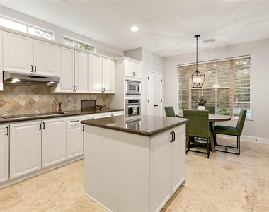 35 Larks Aire Place - Photo Thumbnail 17