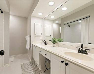 35 Larks Aire Place - Photo Thumbnail 37