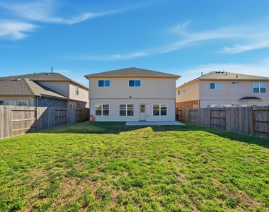 32942 Silver Meadow Way - Photo Thumbnail 35
