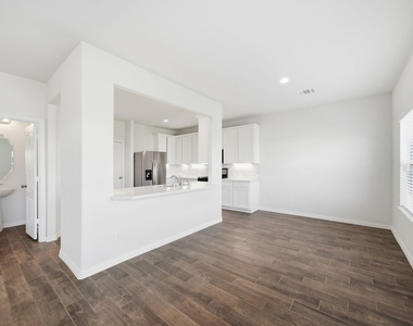 32942 Silver Meadow Way - Photo Thumbnail 11