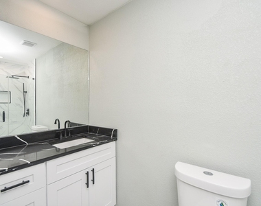 5850 Duxbury Street - Photo Thumbnail 27