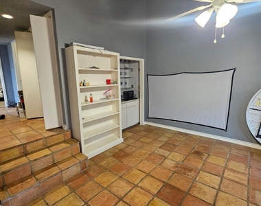 78 Villa Way - Photo Thumbnail 3