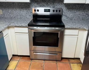 78 Villa Way - Photo Thumbnail 11
