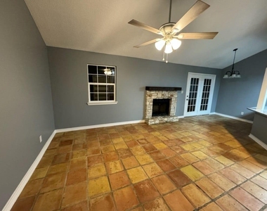 78 Villa Way - Photo Thumbnail 6