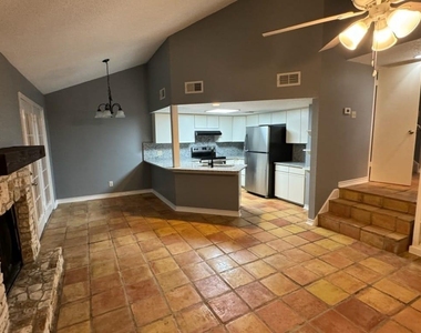78 Villa Way - Photo Thumbnail 10
