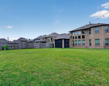 25238 Birchwood Springs Avenue - Photo Thumbnail 43