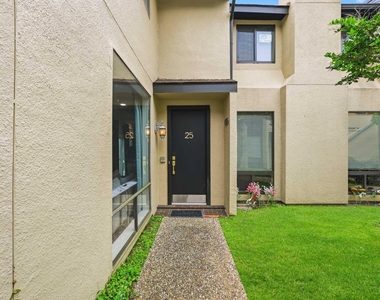 1116 Bering Drive - Photo Thumbnail 4