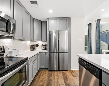 1116 Bering Drive - Photo Thumbnail 19