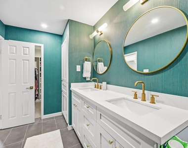 1116 Bering Drive - Photo Thumbnail 33